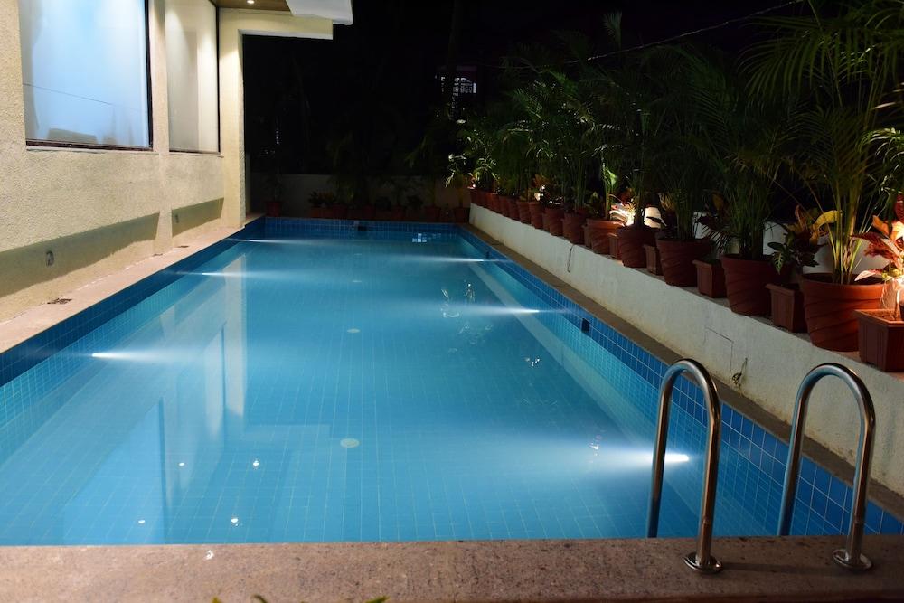 The Flora Grand, Vasco, Goa Hotel Vasco Da Gama Bagian luar foto